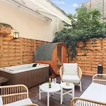 Suite luxueuse avec jardin privé Sauna et Jacuzzi